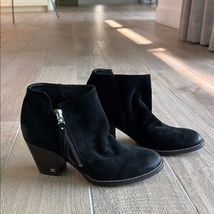 NEW Sam Edelman Black Macon Ankle Booties Suede Chunky Heel SIZE 6